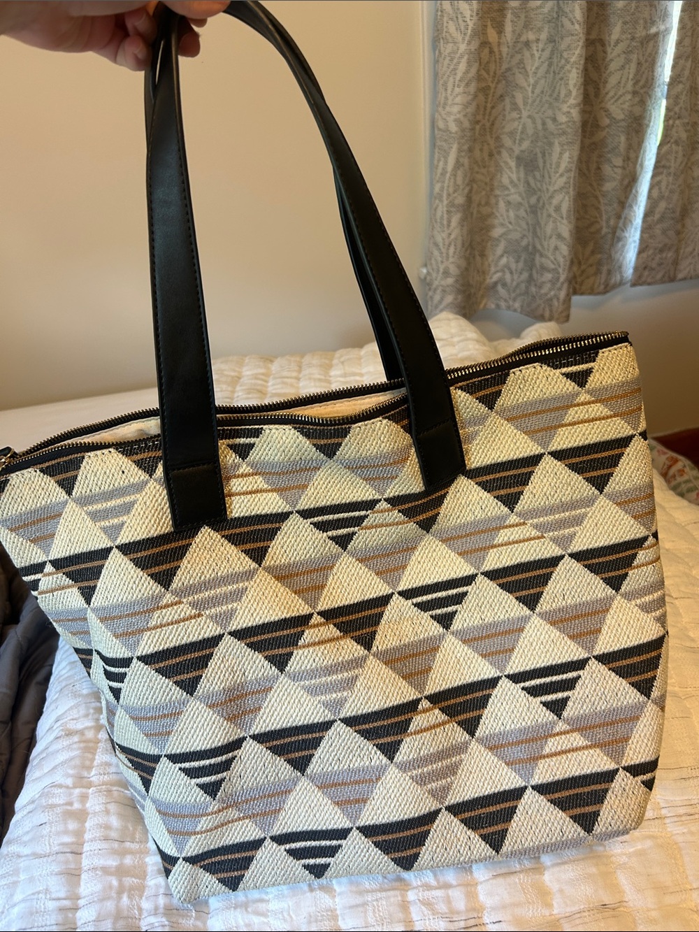 Moda Luxe Black Striped Geometric Tote